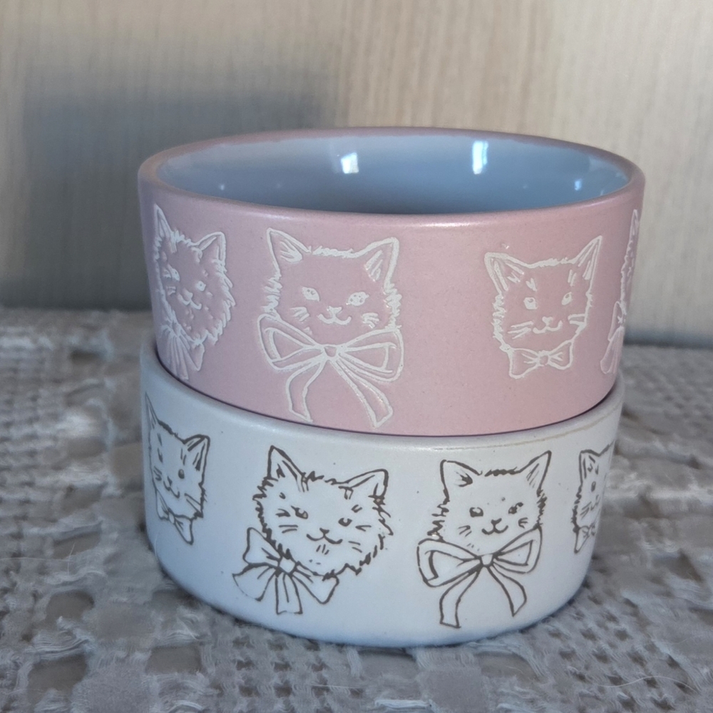 Mellow & Mod Coquette Cute Cats Small Ceramic Pet Bowls Dishes Set of Two - Picture 3 of 9